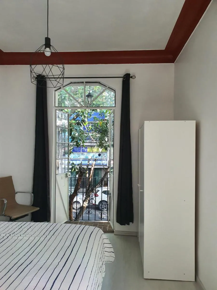 Image 1 of HERMOSO DEPARTAMENTO AMPLIO COLONIA ROMA SUr