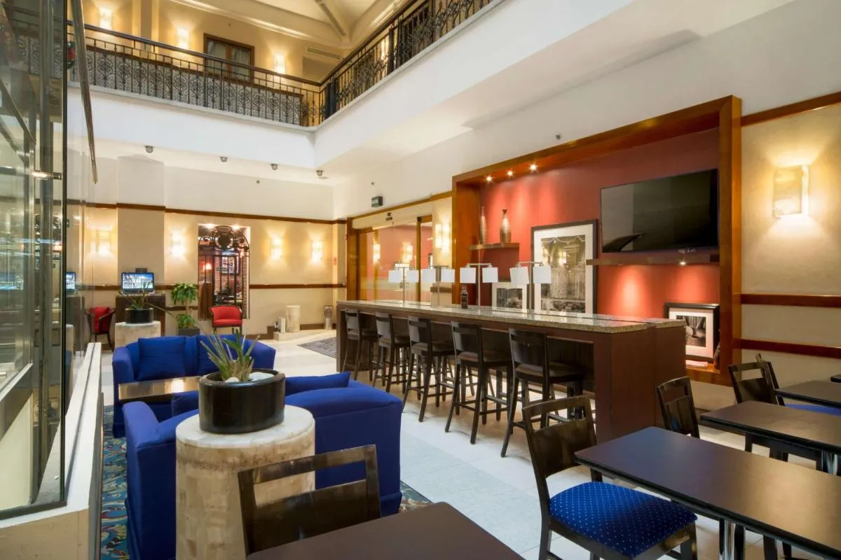 Image 3 of Hampton Inn & Suites Mexico City – Centro Historico