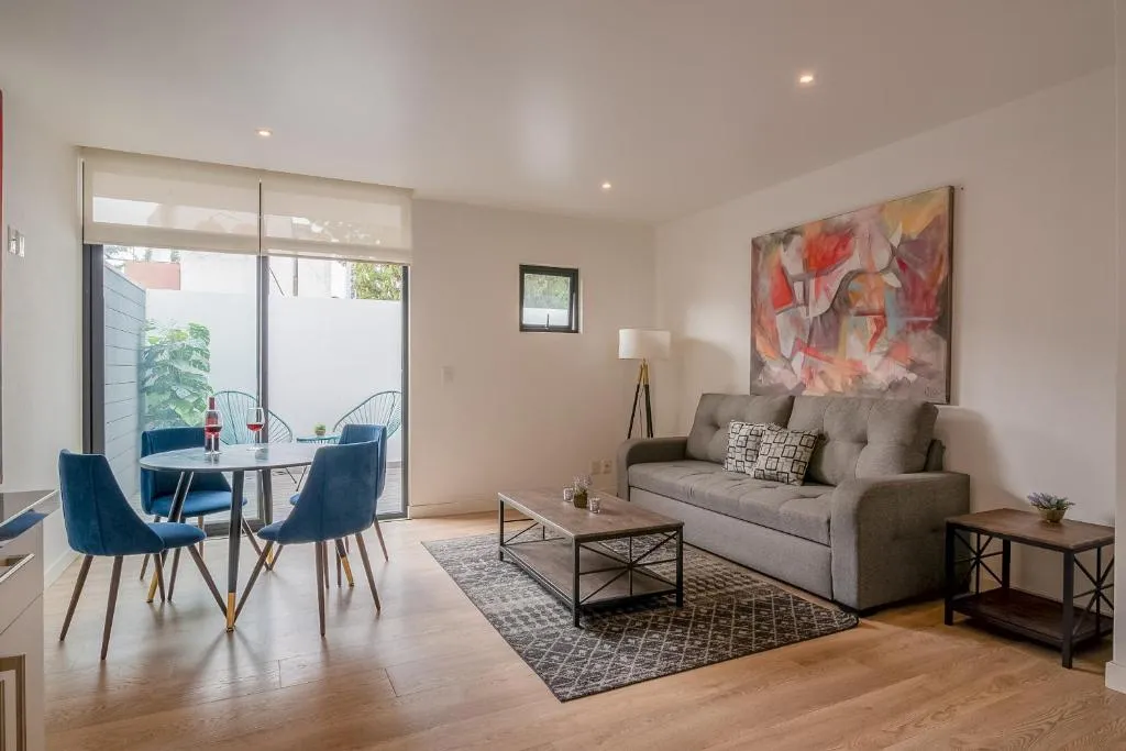 Image of Heart Of Mexico Citycozy Condo W Balcony & Wifi