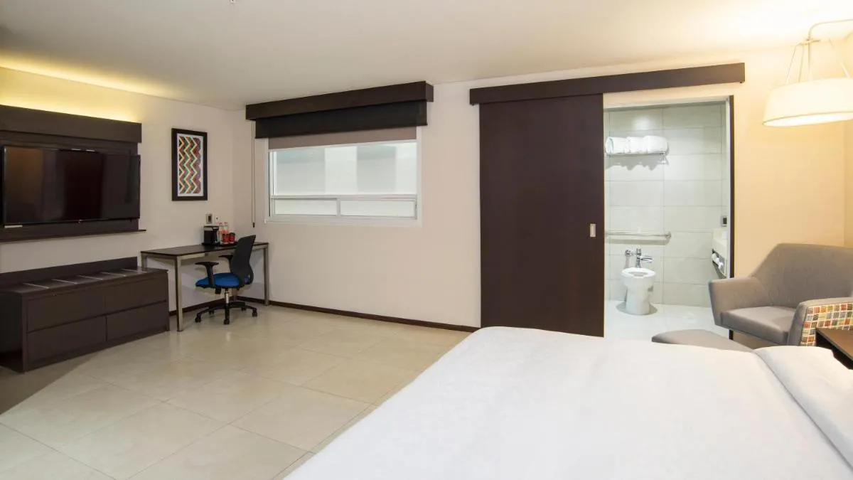 Image 2 of Holiday Inn Express – Mexico Basilica by IHG