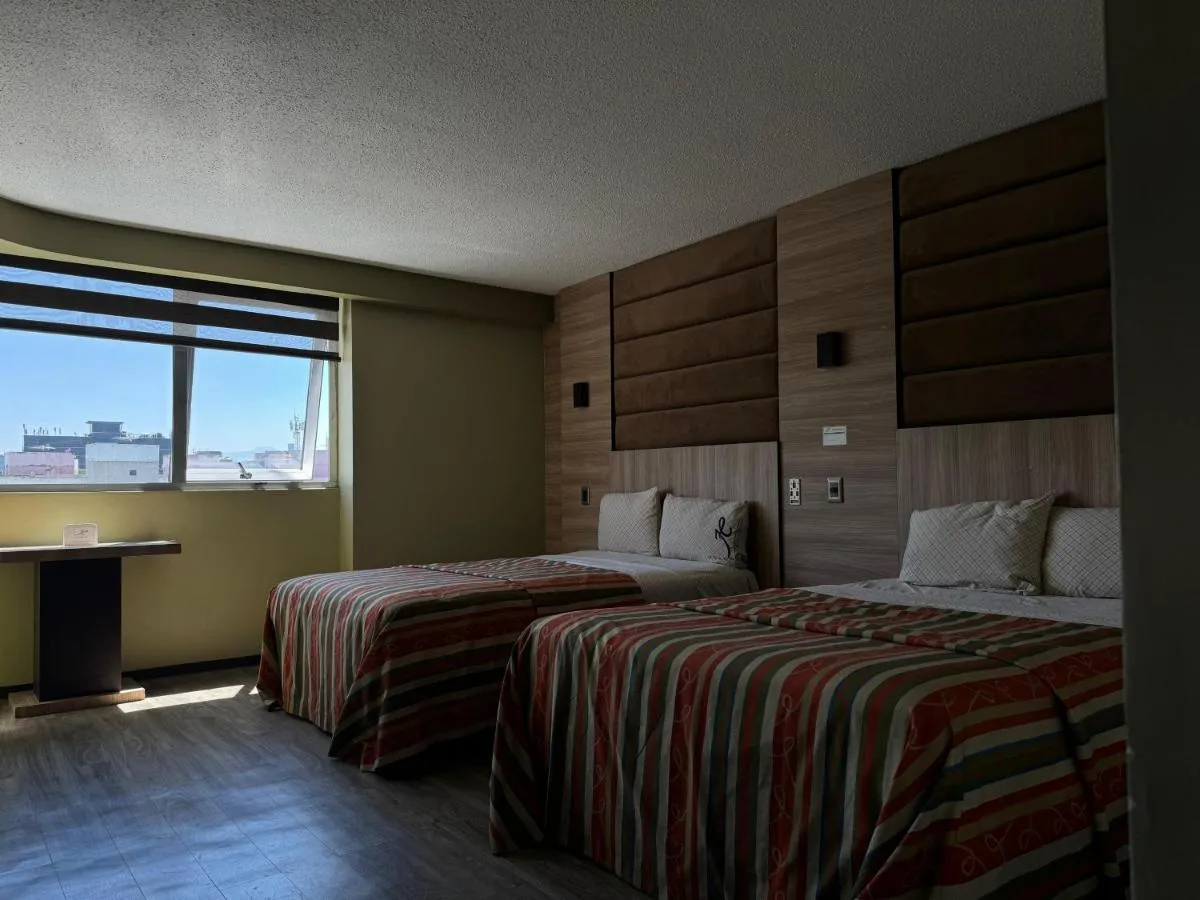 Image 1 of Hotel California CDMX