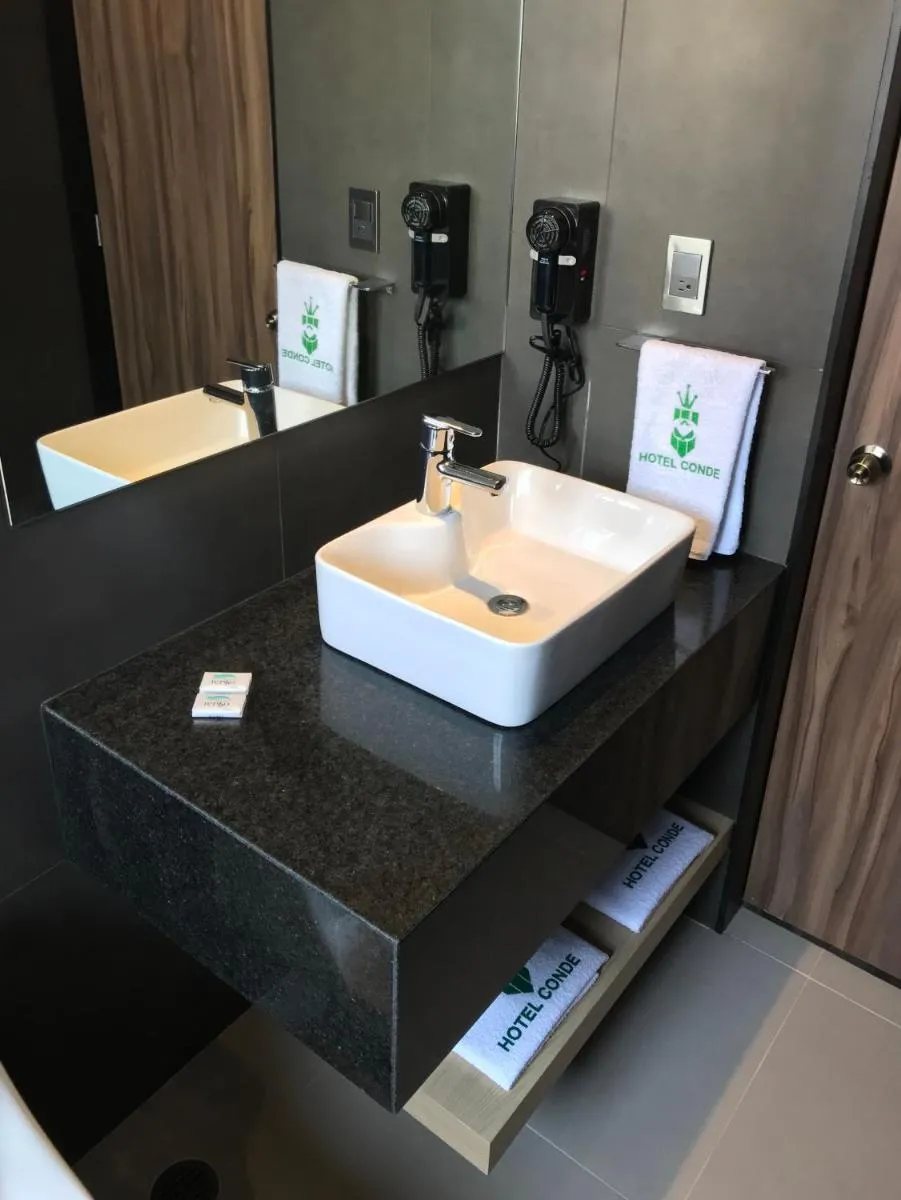 Image 4 of Hotel Conde Alameda CDMX