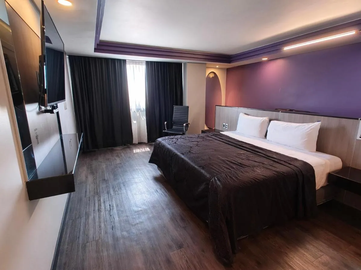 Image 1 of Hotel Max