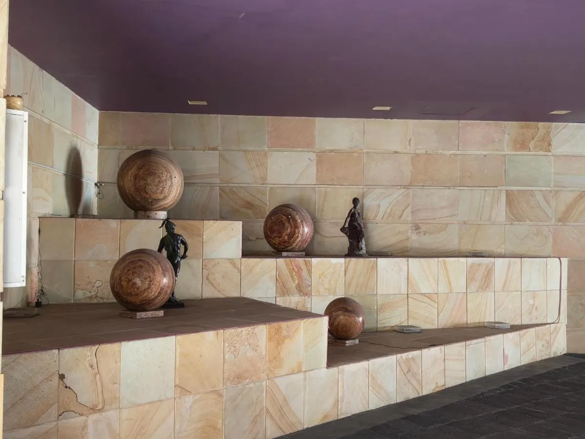 Image 2 of Hotel Max
