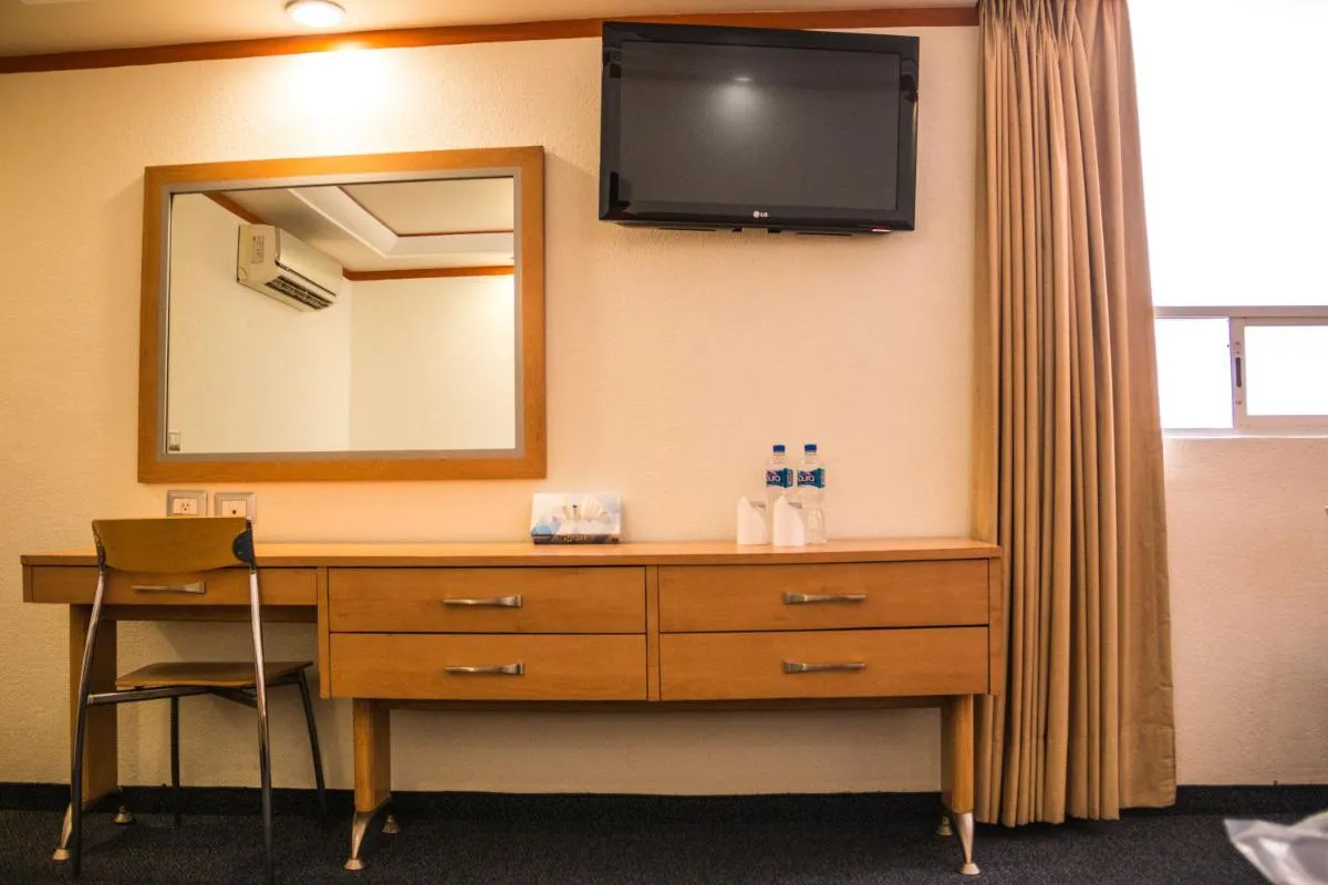 Image 4 of Hotel Milan CDMX