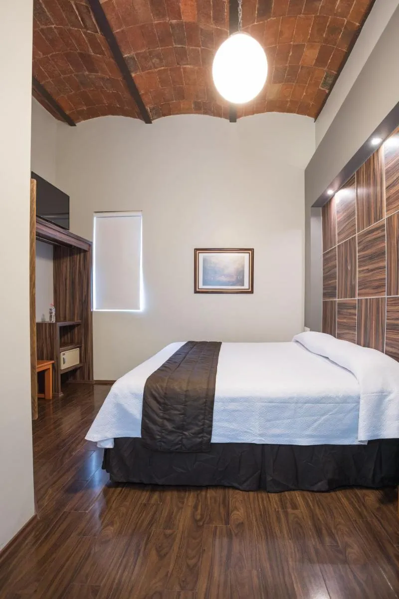 Image 4 of Hotel Principal