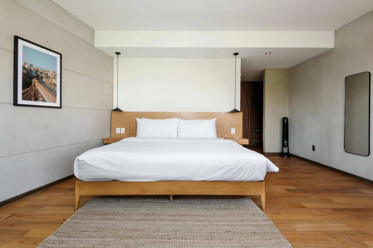 Image 6 of Inviting 2BR Penthouse with Terrace in Cuauhtemoc