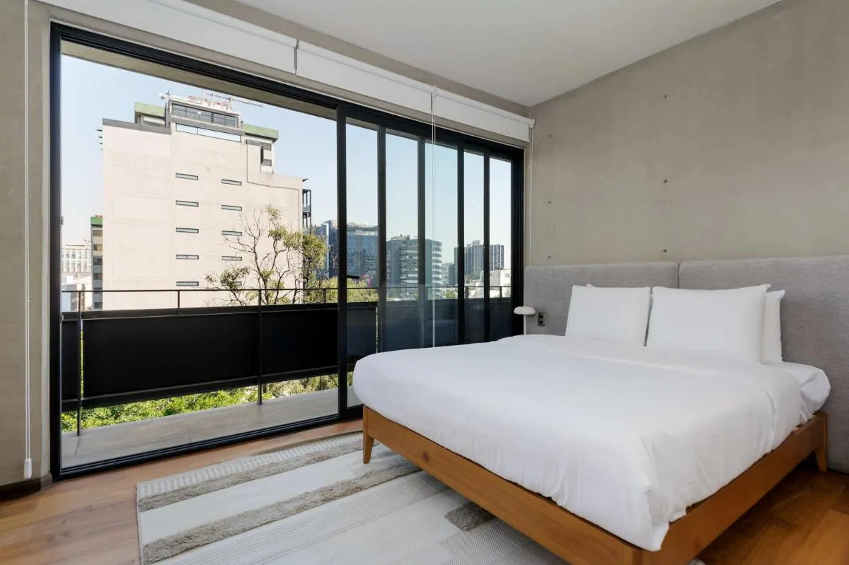 Image 1 of Inviting 2BR Penthouse with Terrace in Cuauhtemoc