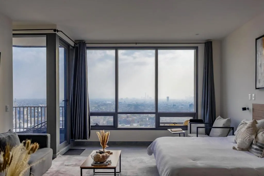 Image of KingSize Suite in Reforma Jacuzzi & Awesome Mexico City View