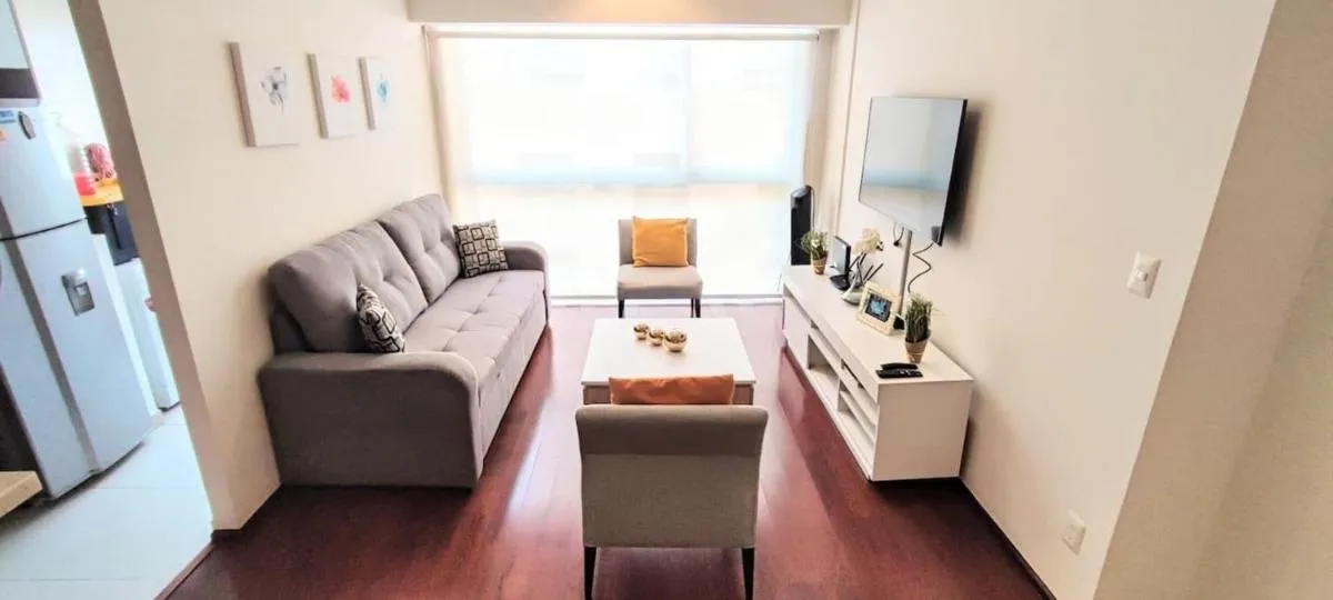 Image 5 of Lovely High-rise Polanco All Amenities!