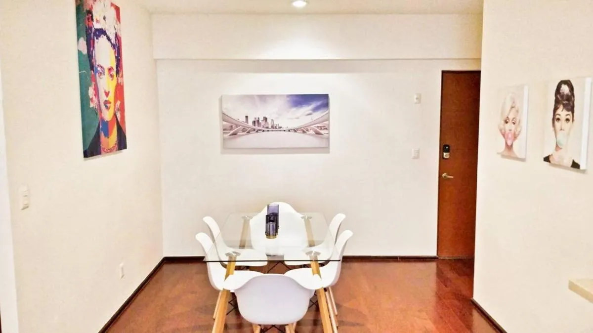 Image 2 of Lovely High-rise Polanco All Amenities!