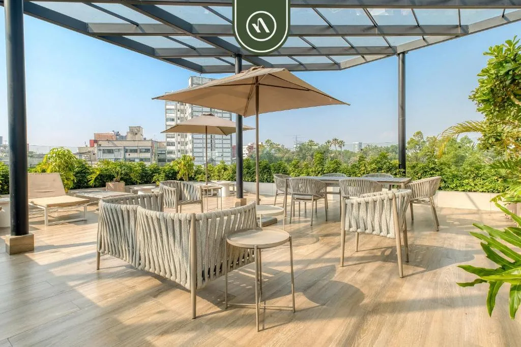 Image of Luxury 2 BR Condo – Rooftop Pool with City View