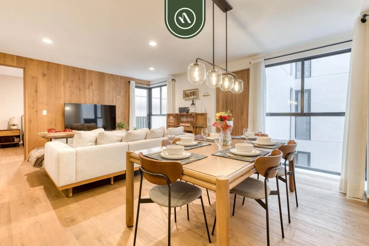 Image 5 of Luxury 2 BR Condo – Rooftop Pool with City View