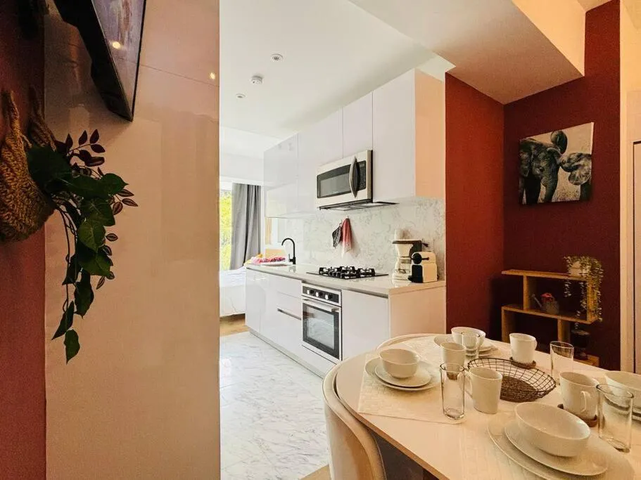 Image 2 of Luxury New Cozy 2 bed Studio in the Heart of Roma