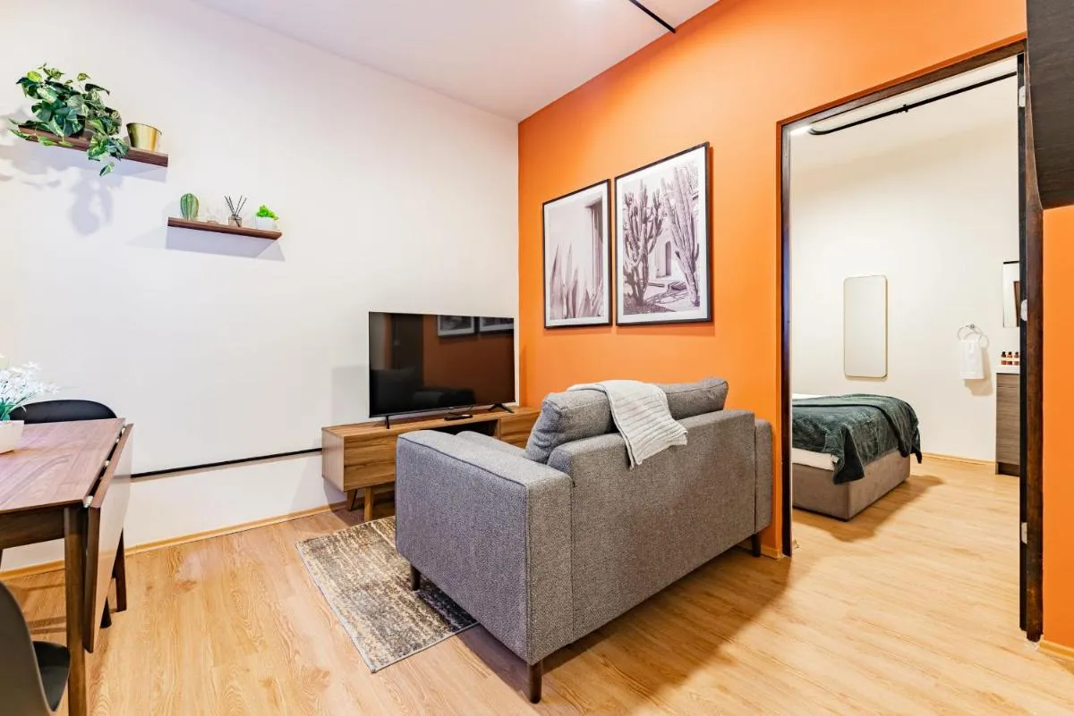 Image 2 of Mariano Escobedo Apartments by VH