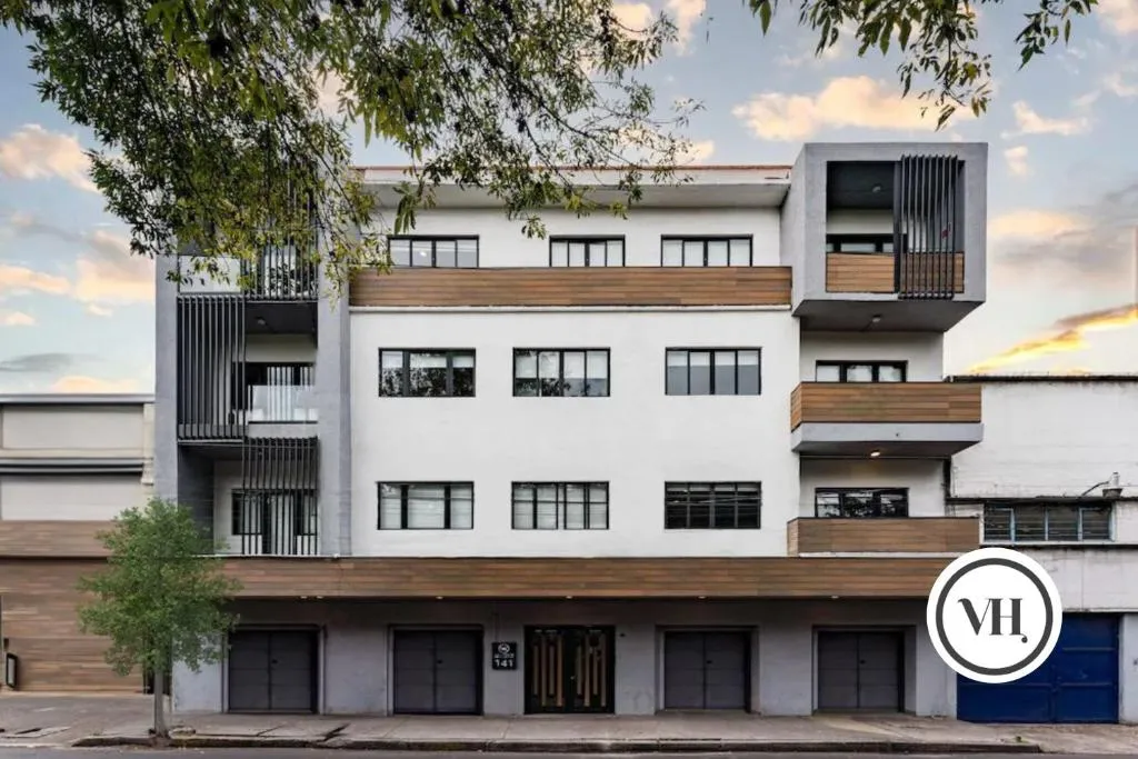 Image of Mariano Escobedo Apartments by VH