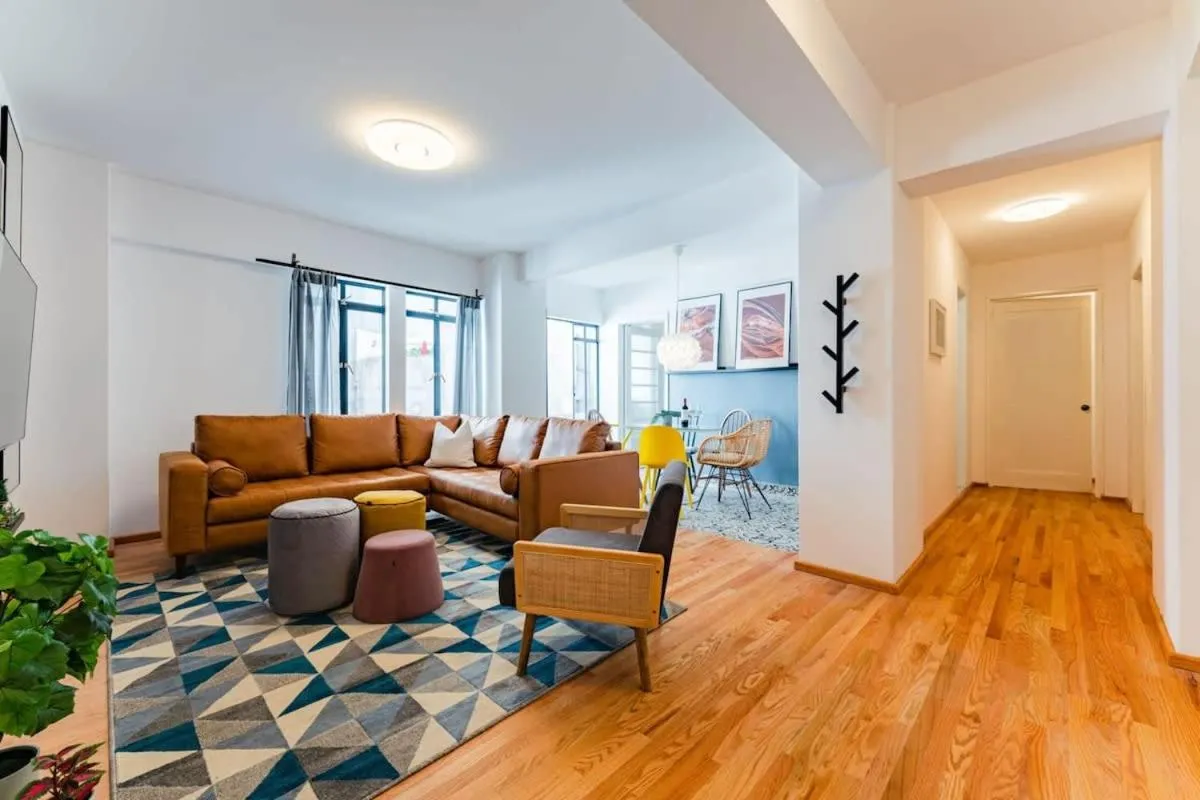 Image 3 of NEW Art Deco Condo in Roma Norte Chapultepec 3km