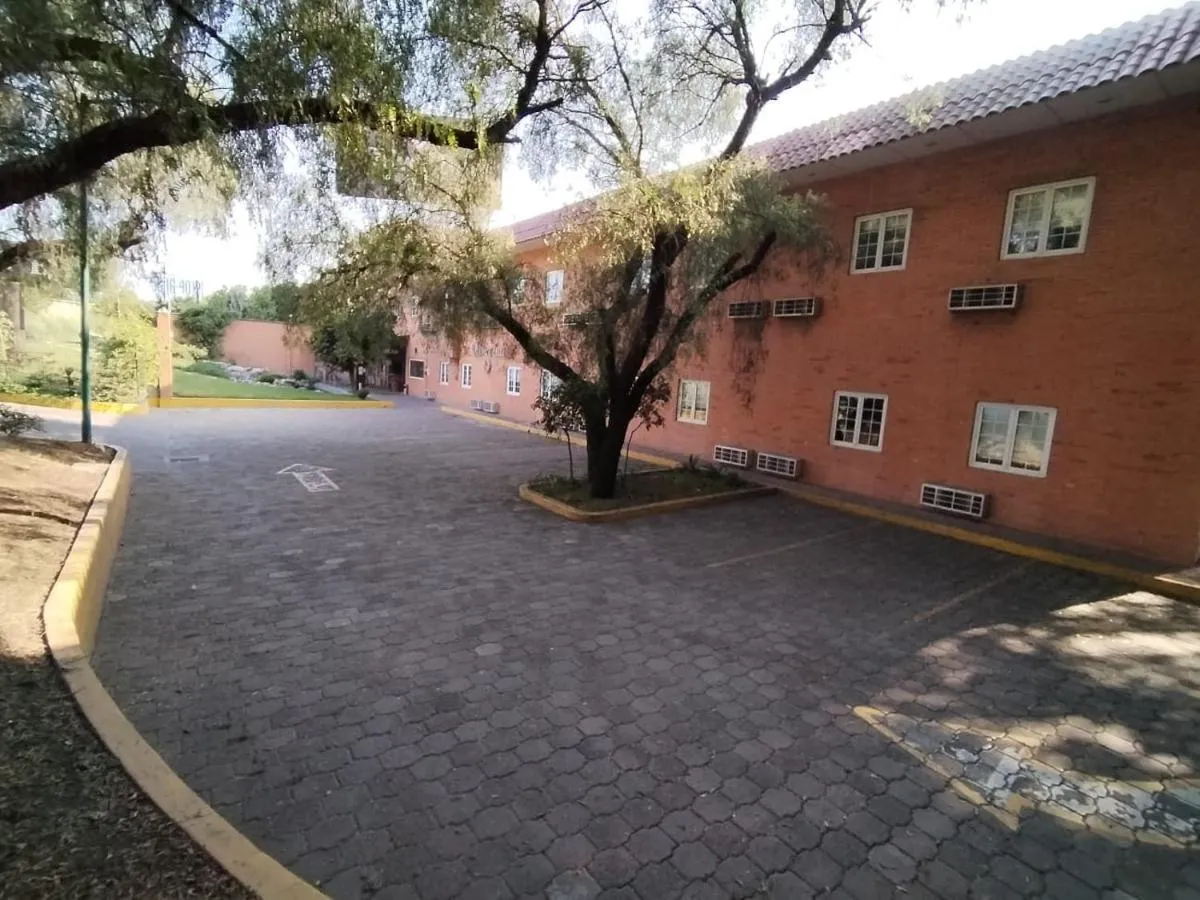 Image 5 of Oliver Inn Tlalnepantla