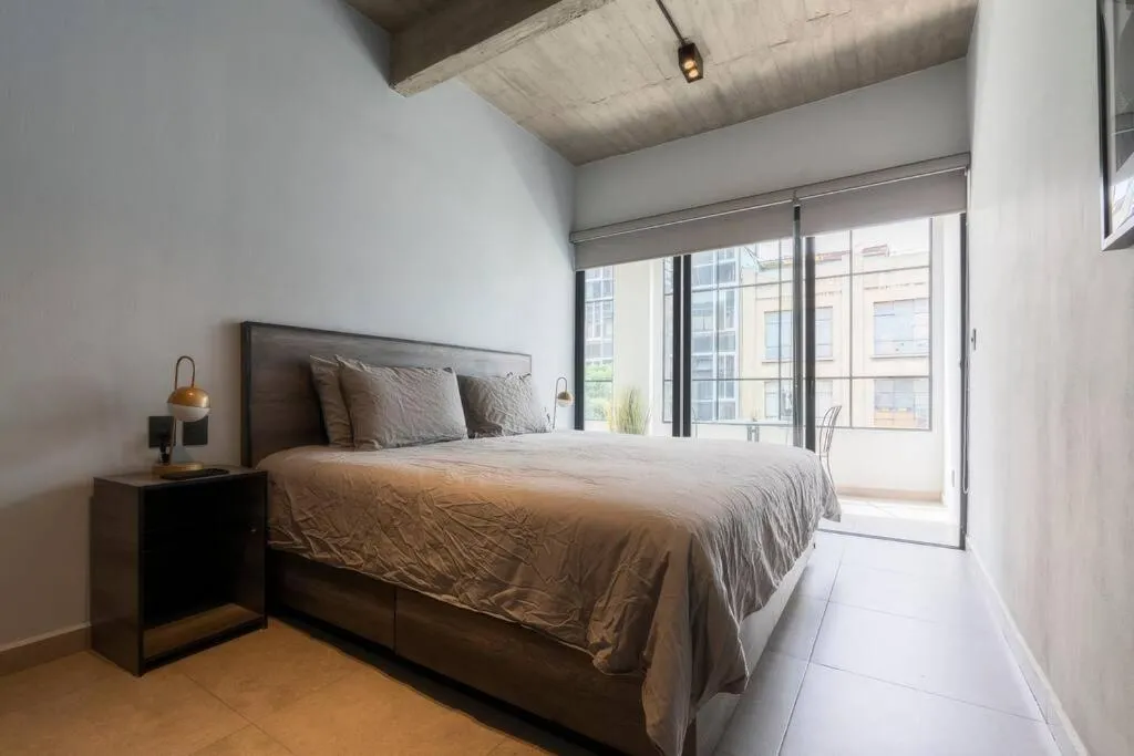 Image 5 of P201 Zocalo 2Bdrm2b AC Rooftop Business C