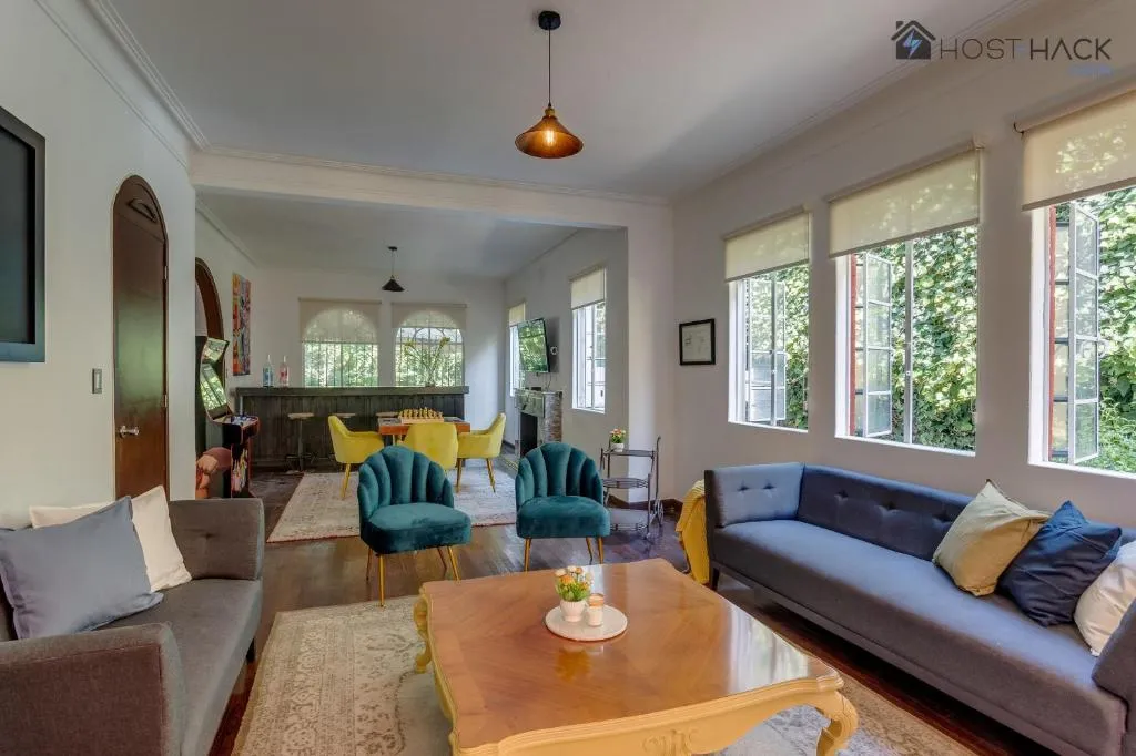 Image of Refurbished Mansion with Garden & Patio in Las Lomas – Monte Blanco
