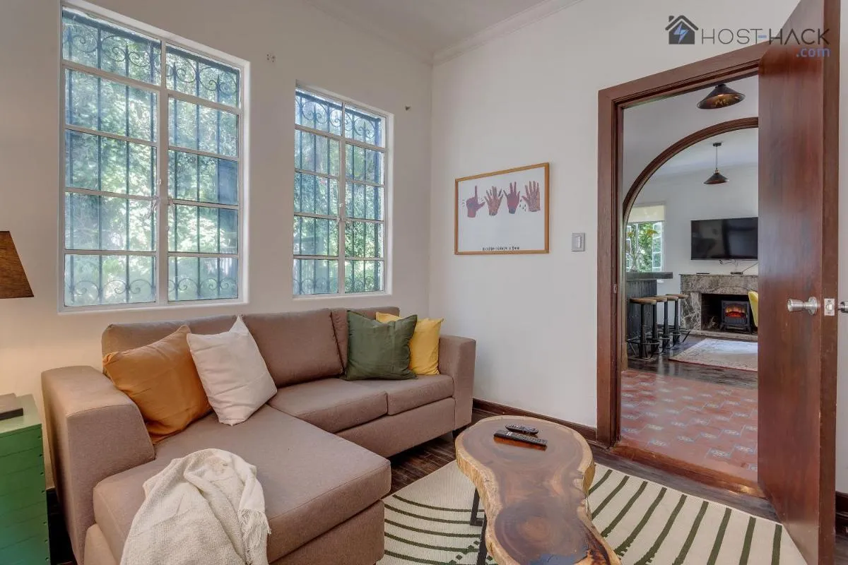 Image 3 of Refurbished Mansion with Garden & Patio in Las Lomas – Monte Blanco