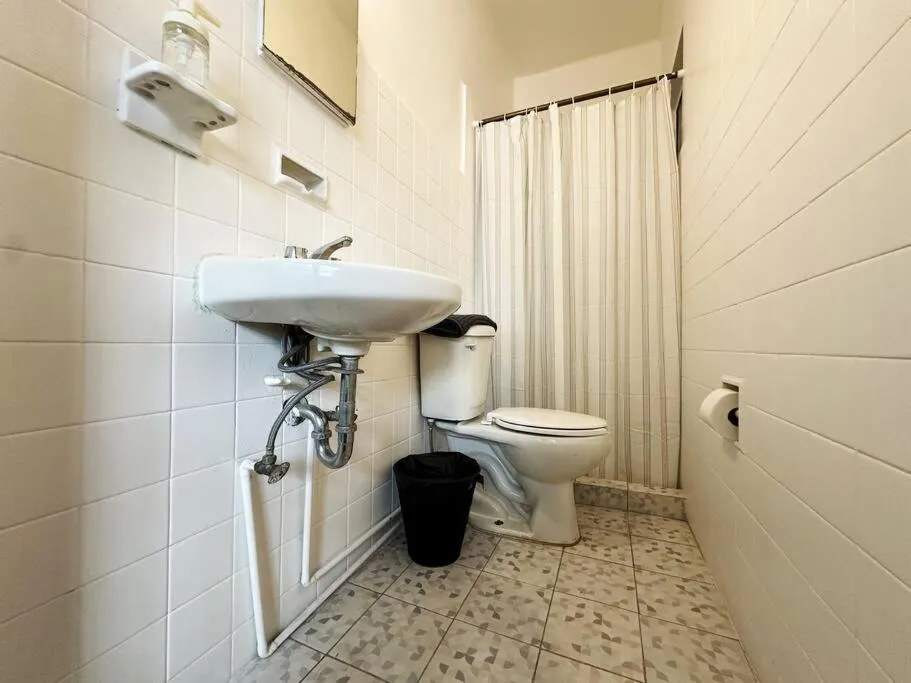 Image 1 of Roma Flat