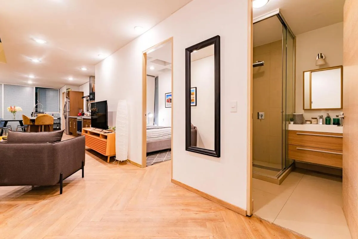 Image 2 of Stylish Condos in Roma with Parking