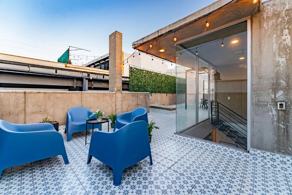 Image of Stylish Condos in Roma with Parking