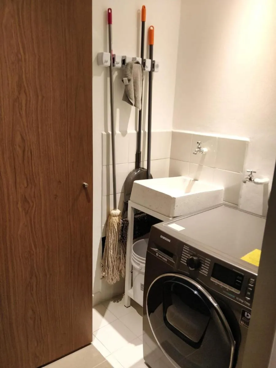 Image 3 of Two Beautiful 1 Br Apts, 2 Floors Apart Hs Wifi!