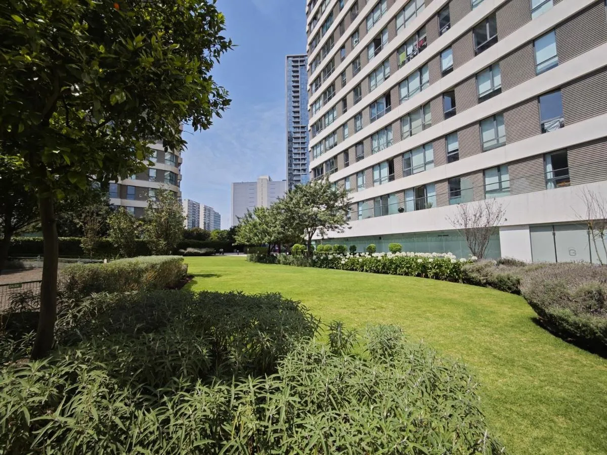 Image 6 of Two Beautiful 1 Br Apts, 2 Floors Apart Hs Wifi!