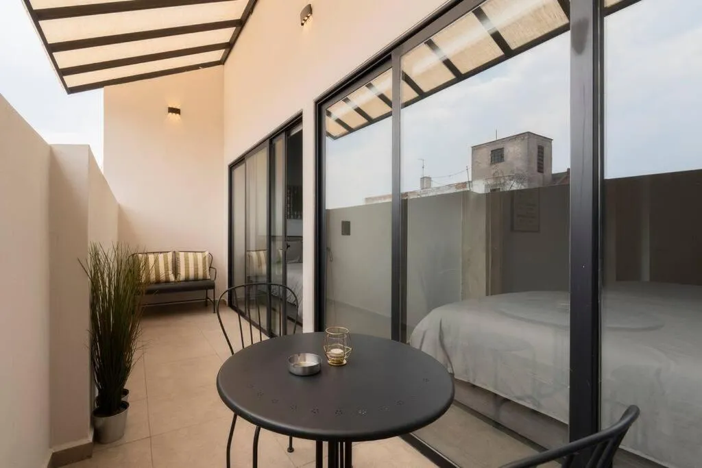 Image 3 of p602 Amazing Rooftop views 3bdrom 2bath fits 10