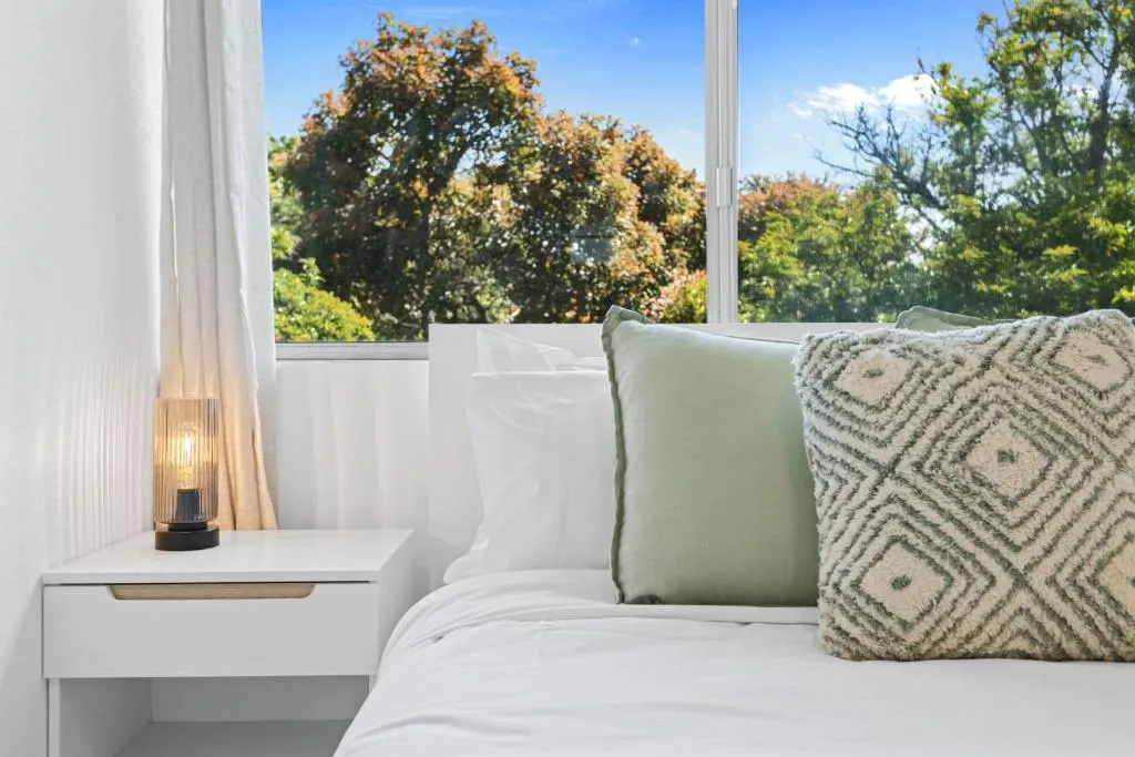 22 Superb Subiaco Apt For Couplesparkng