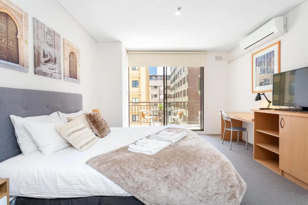 404 Big Beautiful One Bed & Balcony - 2