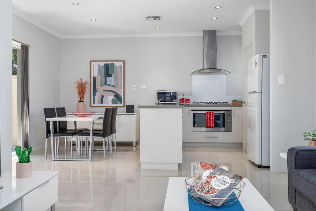 Ardross Short Stays