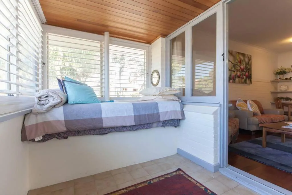 B7 Crawley Apartment 1 BRM & Sleepout near UWA - 2