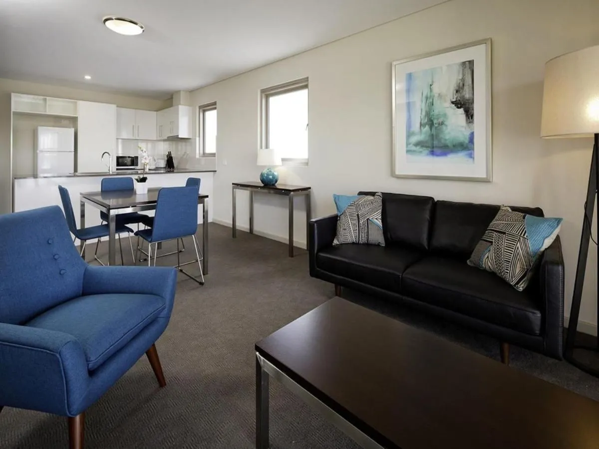 Baileys Serviced Apartments - 2