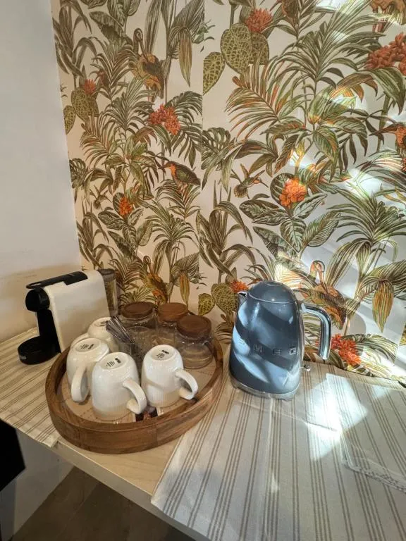 Décembre House – 24hrs Self Check-in Room in Belmont Central