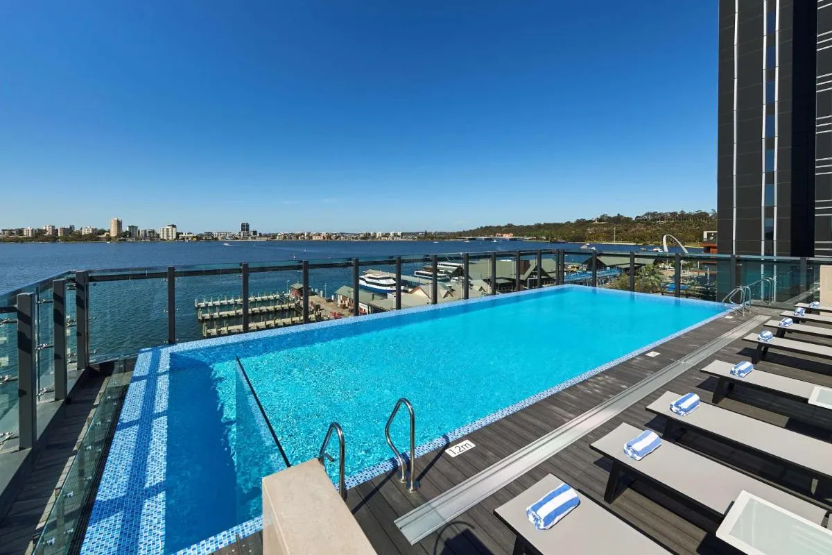 Doubletree By Hilton Perth Waterfront - 3