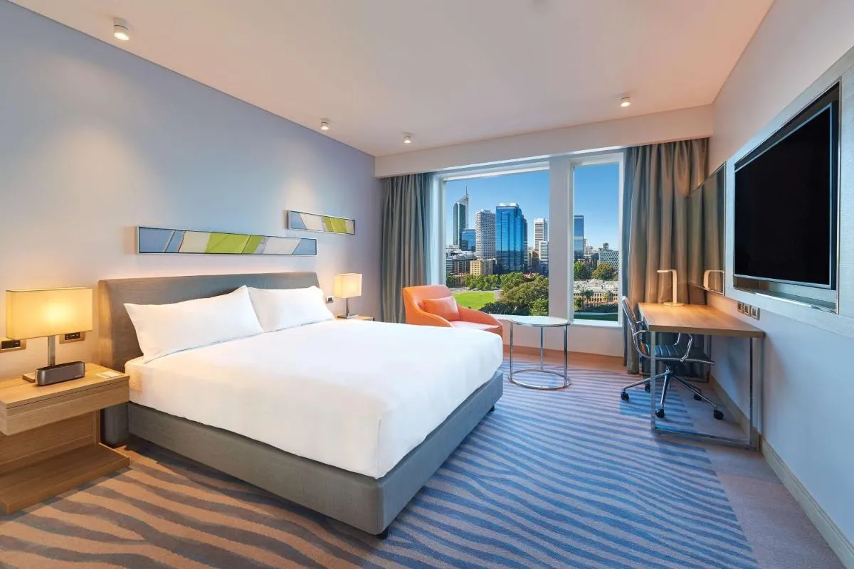 Doubletree By Hilton Perth Waterfront - 2