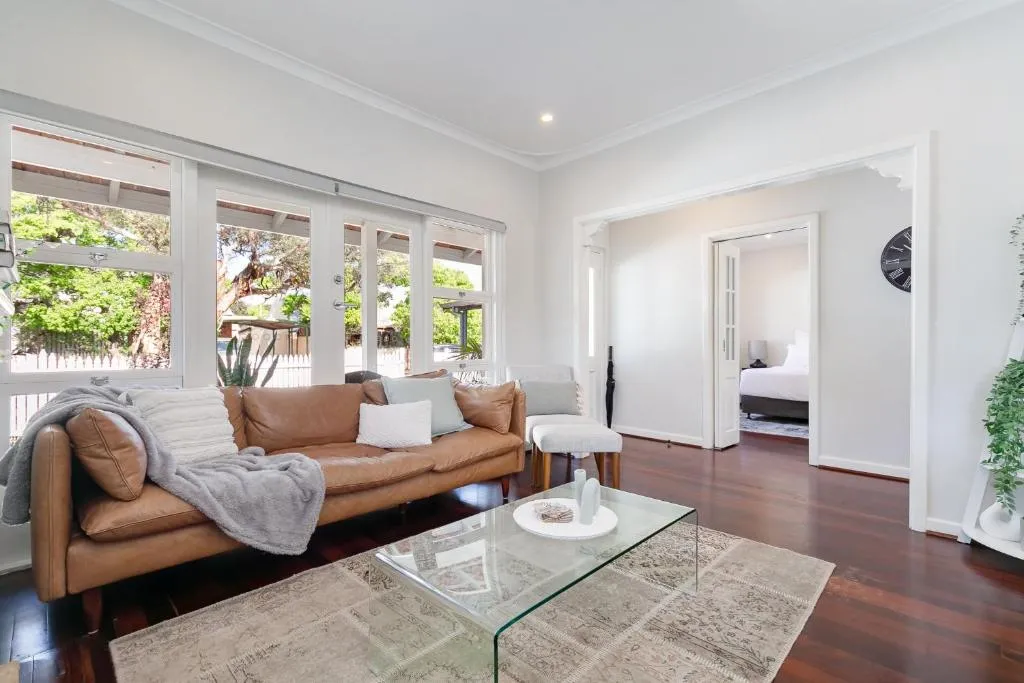 Guildford Cottage By Swan Bnb Management