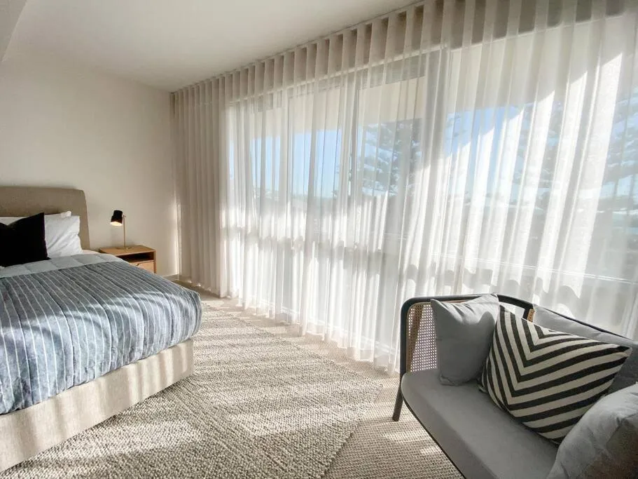 HoneyB – 2 bed Apt on the beach - 2
