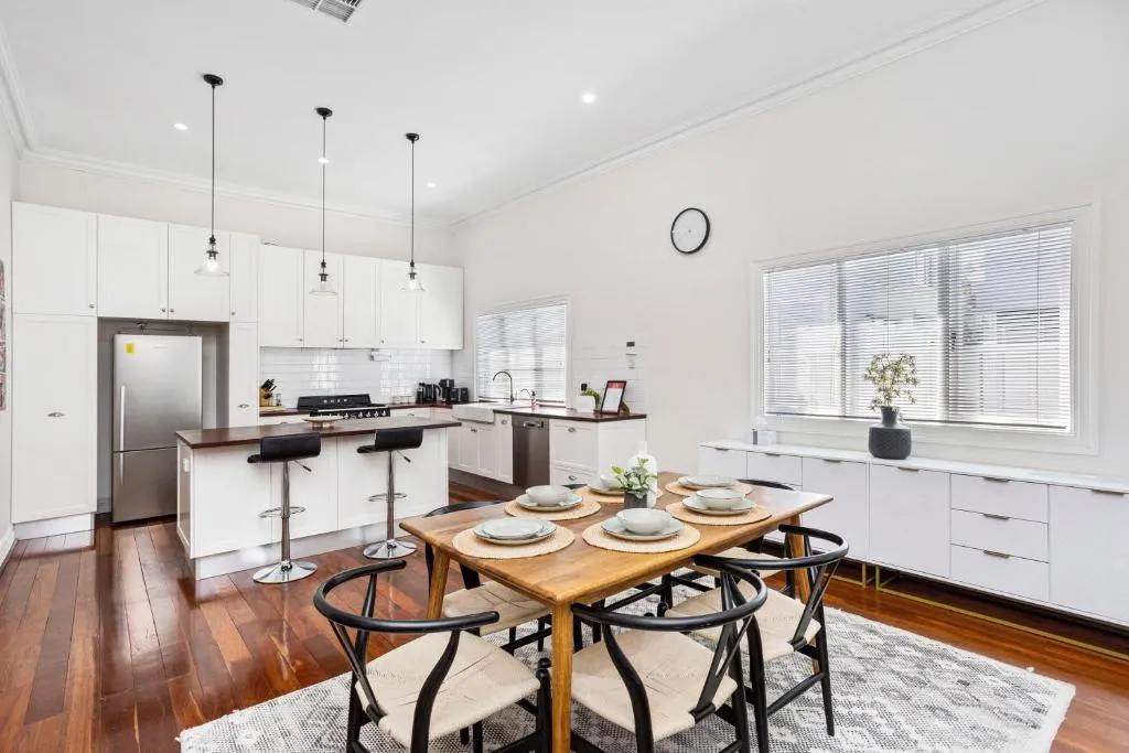 Hyde & Seek Parkside Family Stay