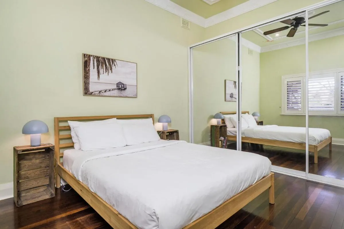 Incredible 3-Bed Renovated Home with Huge Garden - 2