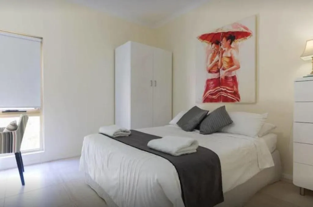 M102 West Perth Studio Apartment near Kings Park