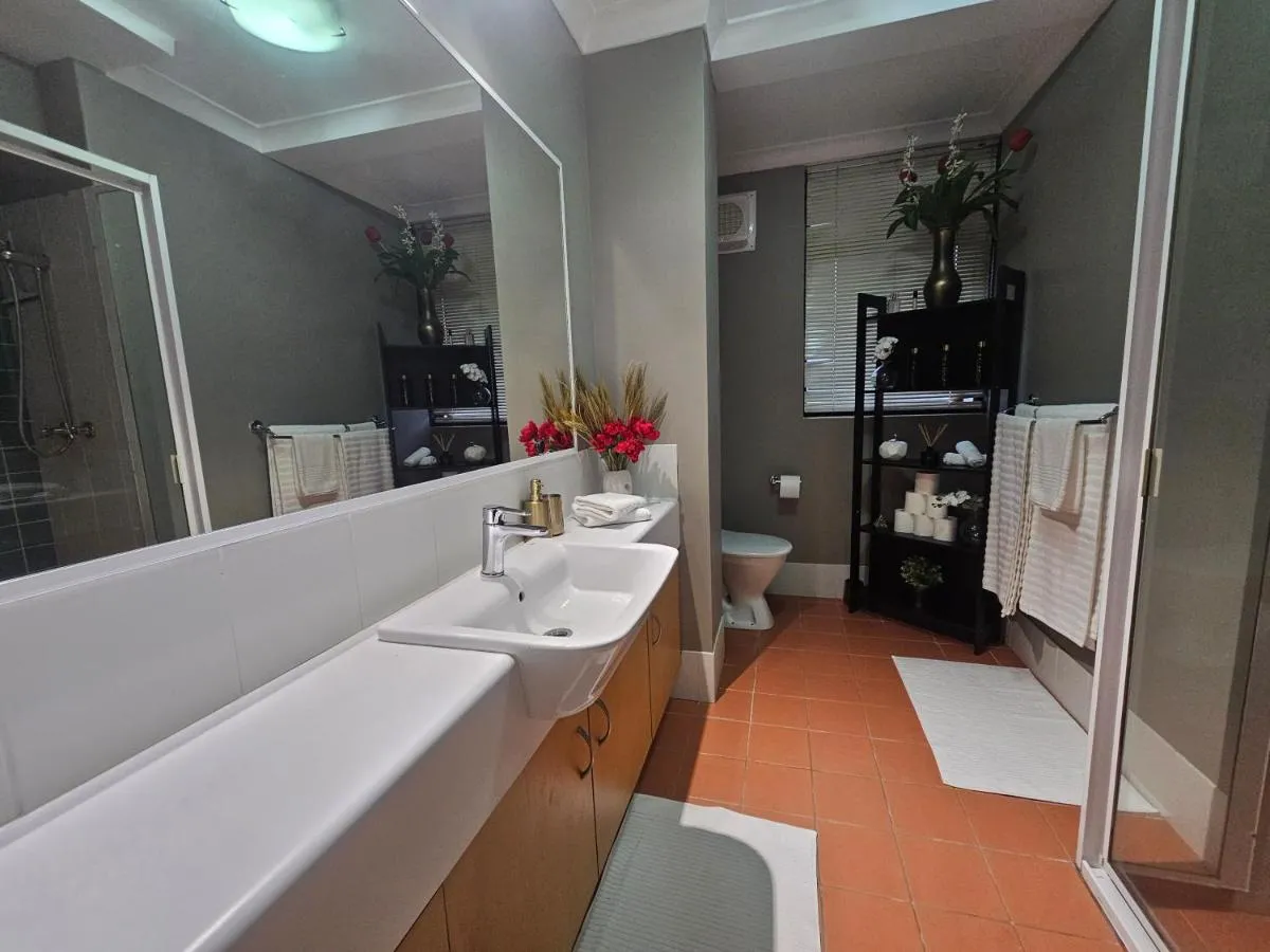 Melville Oasis - 2