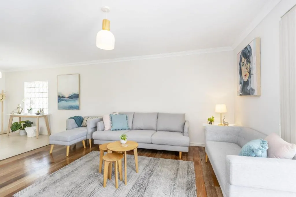 Mt Hawthorn Family Home – EXECUTIVE ESCAPES