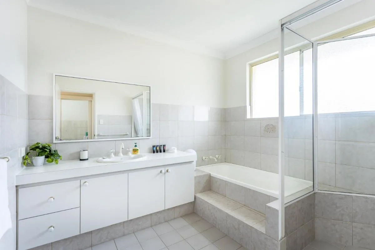 Mt Hawthorn Family Home – EXECUTIVE ESCAPES - 3