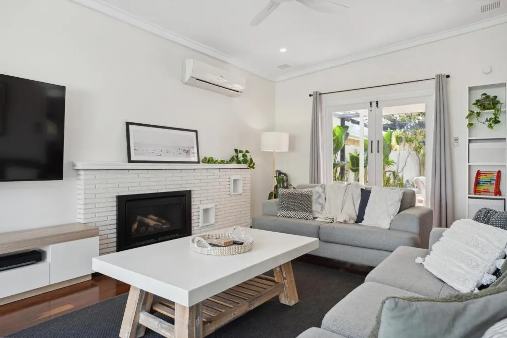 NOR214 – Northstead Coastal Charm