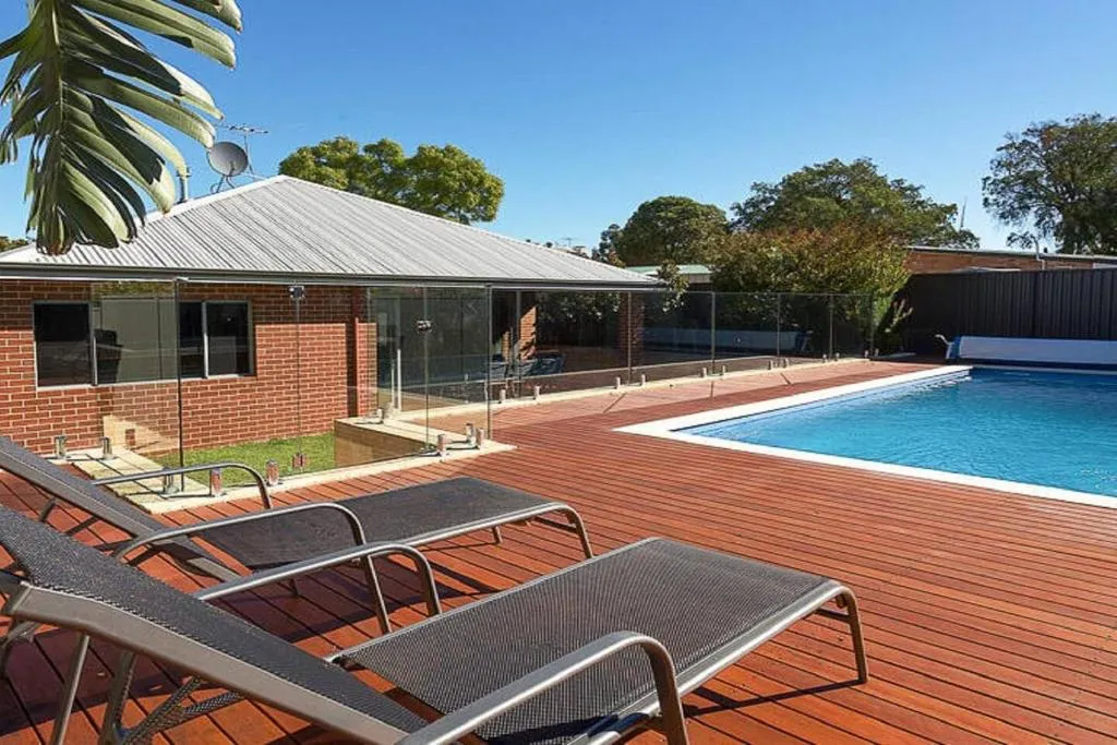 Rivervale Retreat – Spacious Family Living