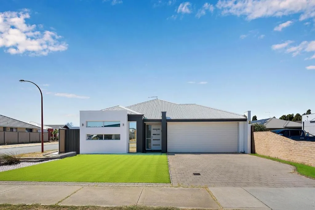Spacious 4 Bedroom house in Southern River